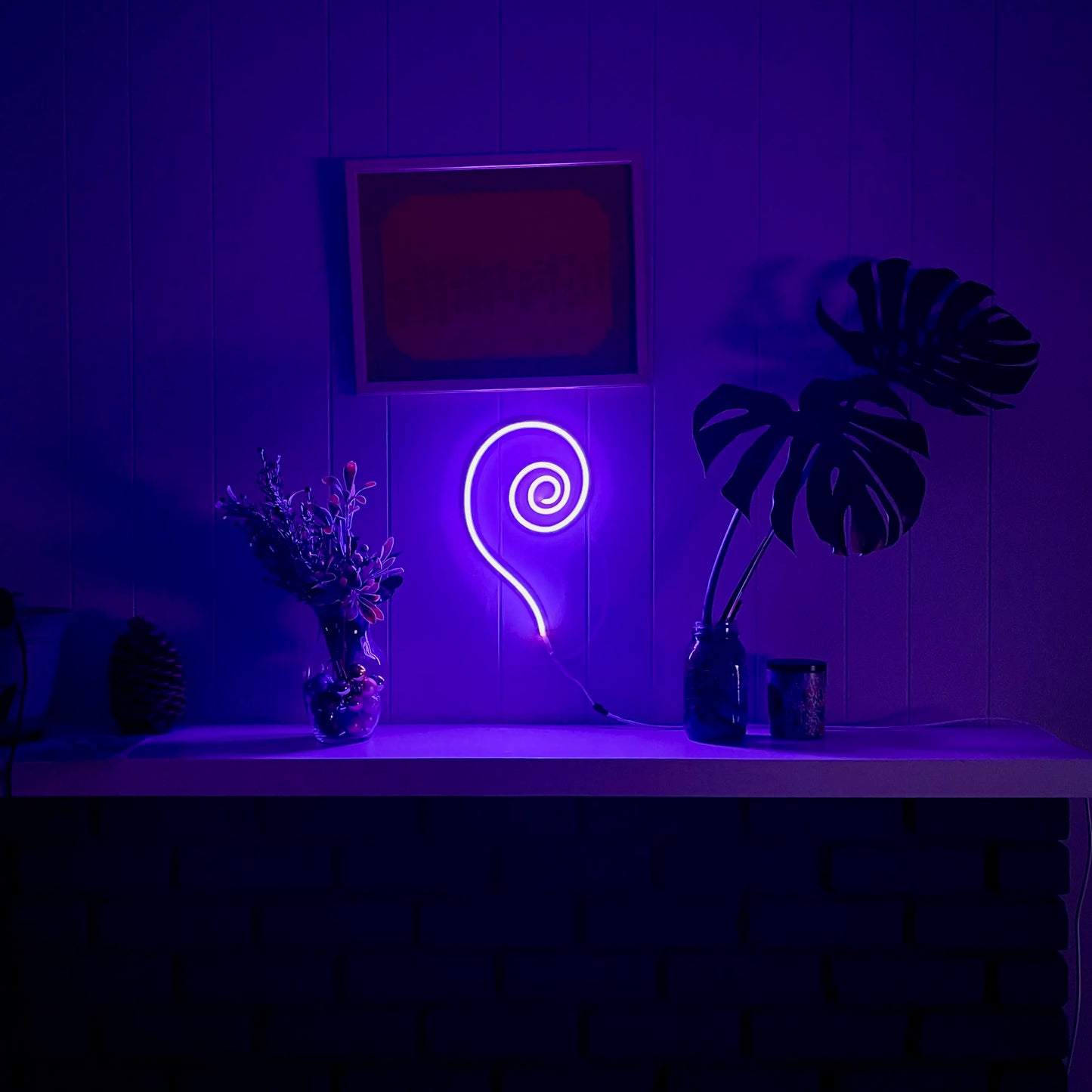 Smol Spiral Swirl Animated LED Neon Sign - DancingNeon